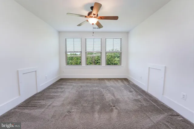 $4,400 | 17052 Silver Arrow Drive, Dumfries, VA 22026