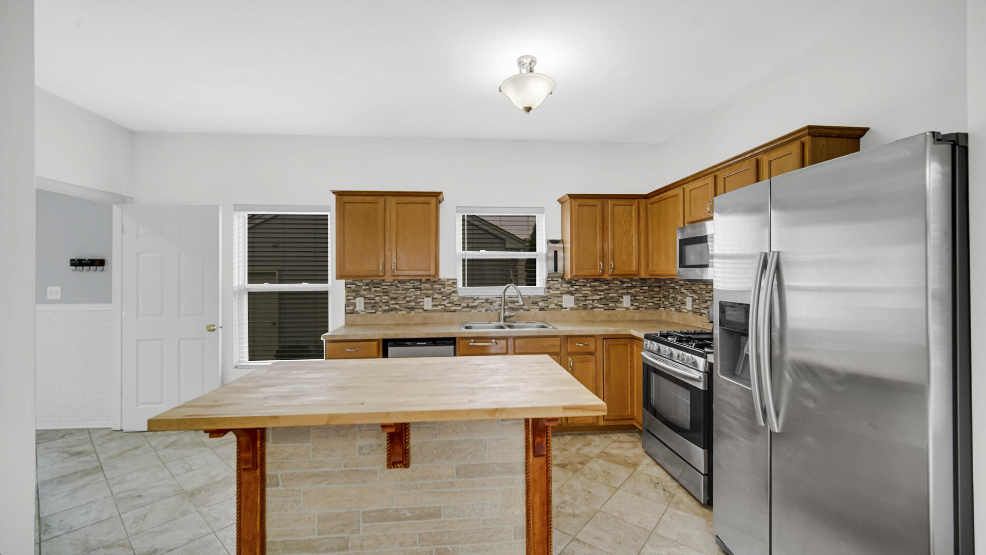 12772 Rutledge Place Crown Point, IN 46307 - Photo 9 of 24 1919x1080