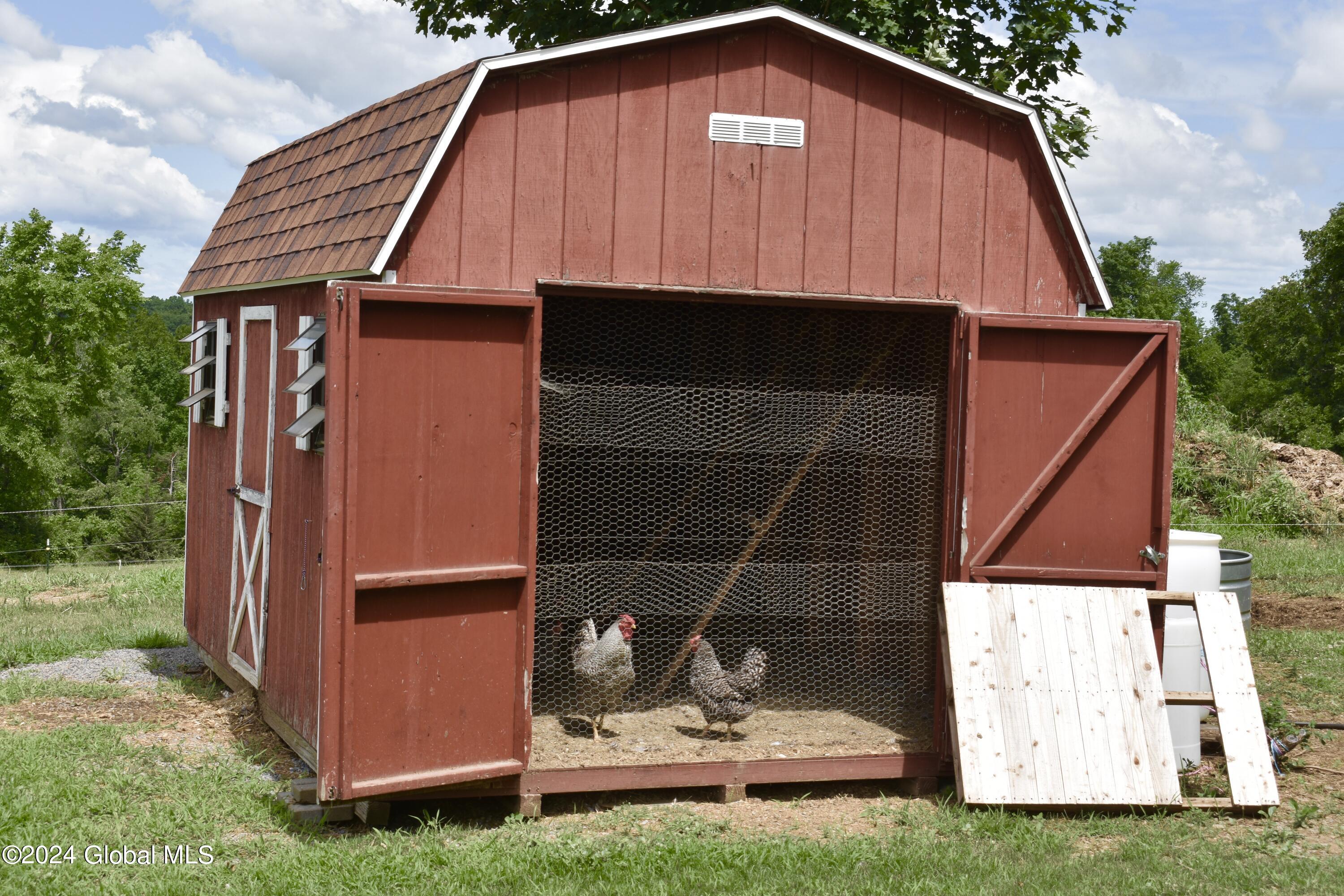 107 County Rte 44 Fort Edward, NY 12828 - Photo 28 of 38 DSC_0058