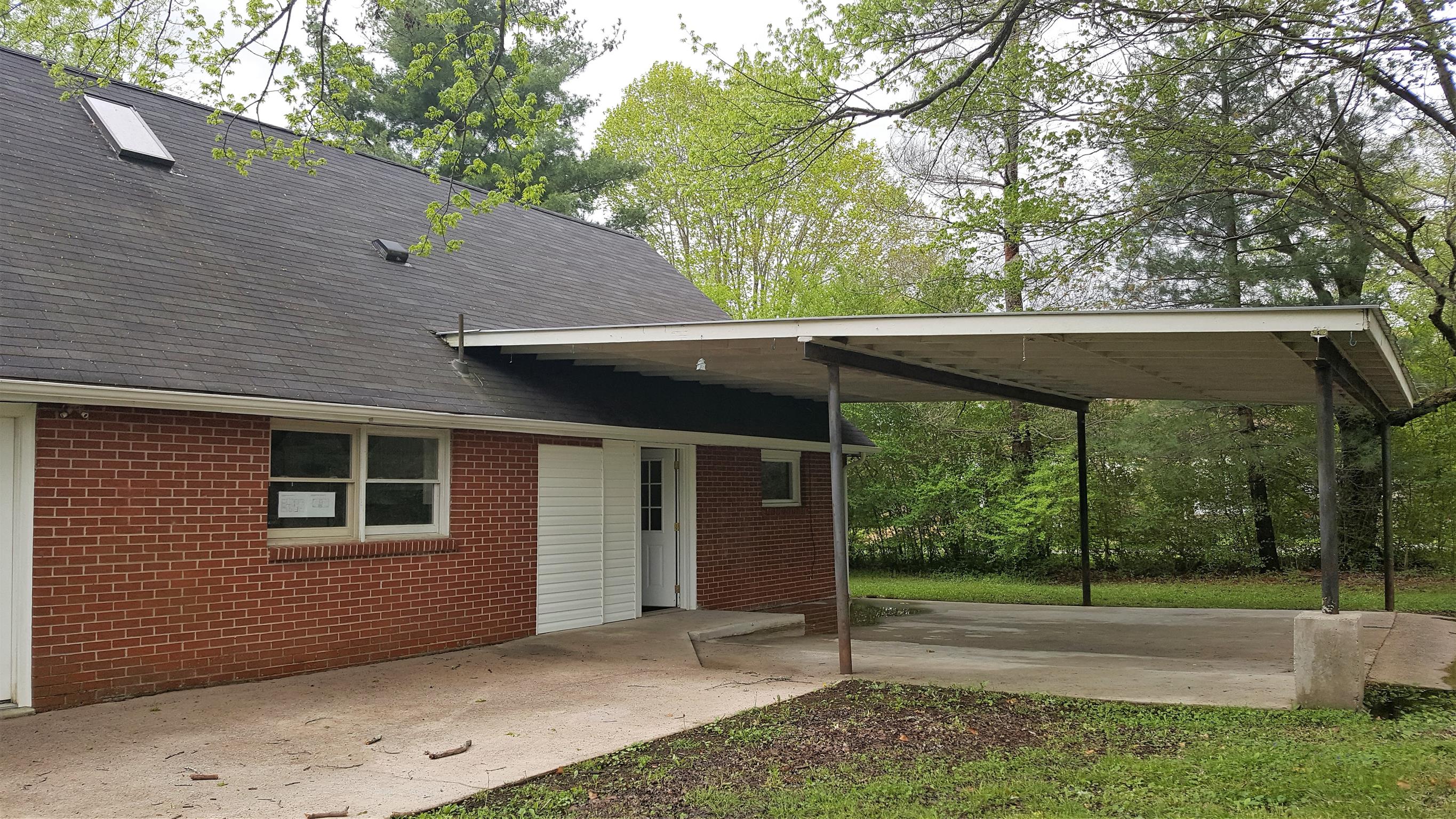 105 Wiseman Road Tullahoma, TN 37388 - Photo 3 of 23 Gallery Image 3