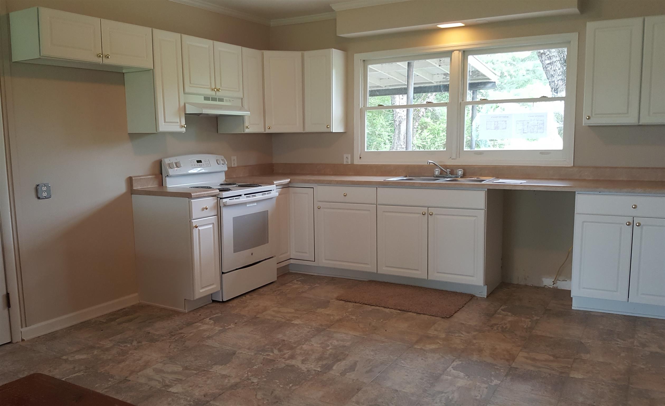 105 Wiseman Road Tullahoma, TN 37388 - Photo 9 of 23 Gallery Image 9