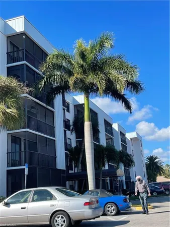$3,250 | 3460 North Key Drive, Unit 203, North Fort Myers, FL 33903