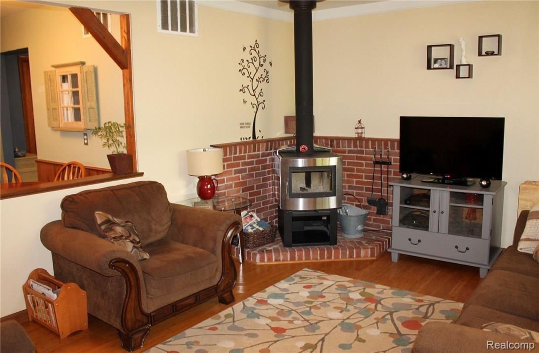 12502 Creek Road Carleton, MI 48117 - Photo 50 of 52 IMG_6546.JPG
