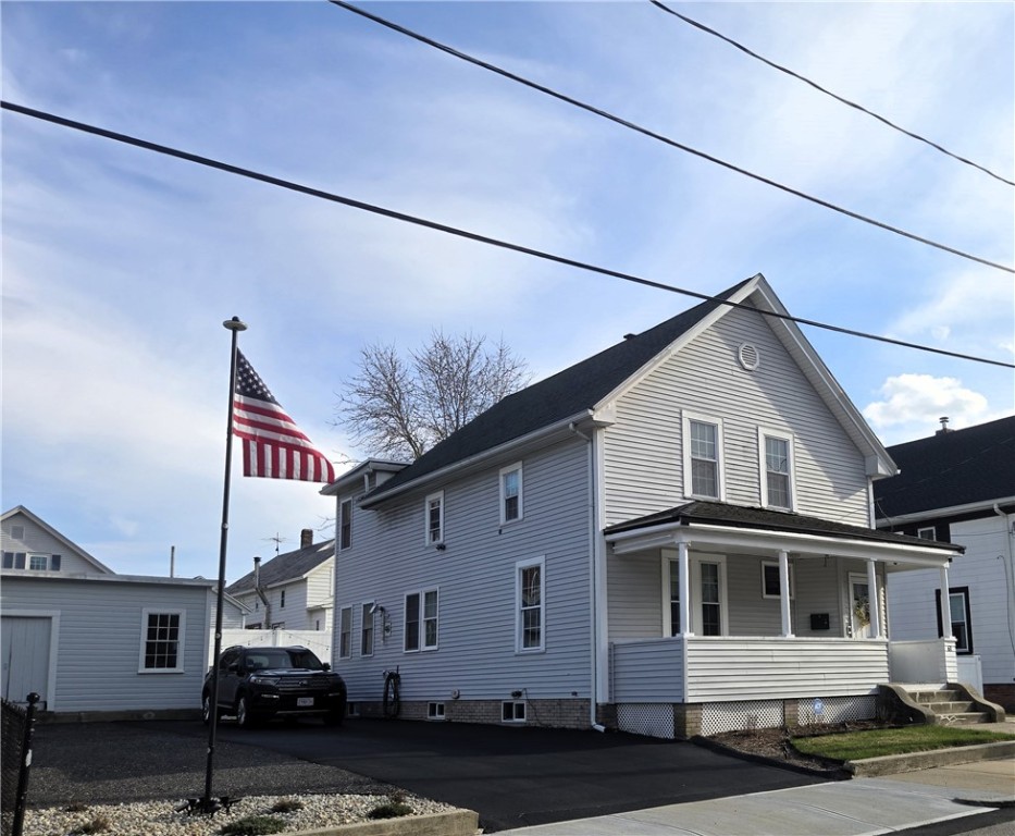 61 Collins Street Woonsocket, RI 02895 - Photo 2 of 24