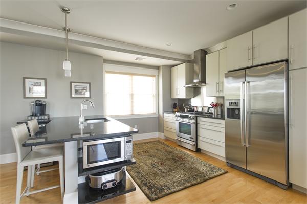 130 West 3rd Street Boston, MA 02127 - Photo 2 of 14