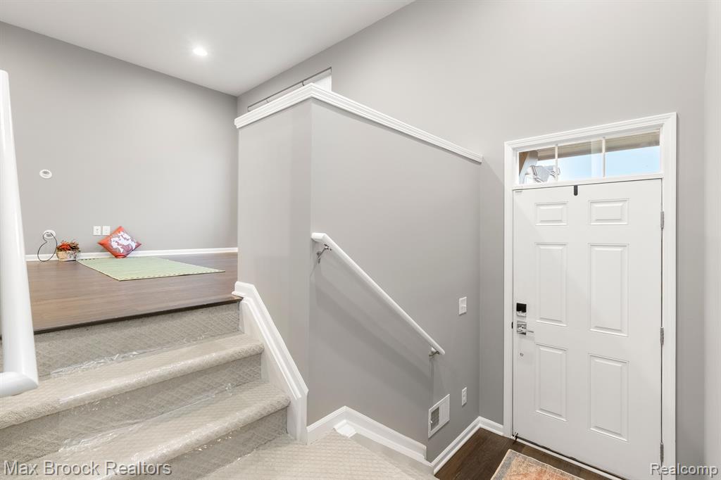 2944 Glenbar Circle, Unit 85 Rochester, MI 48307 - Photo 18 of 45 Gallery Image 18