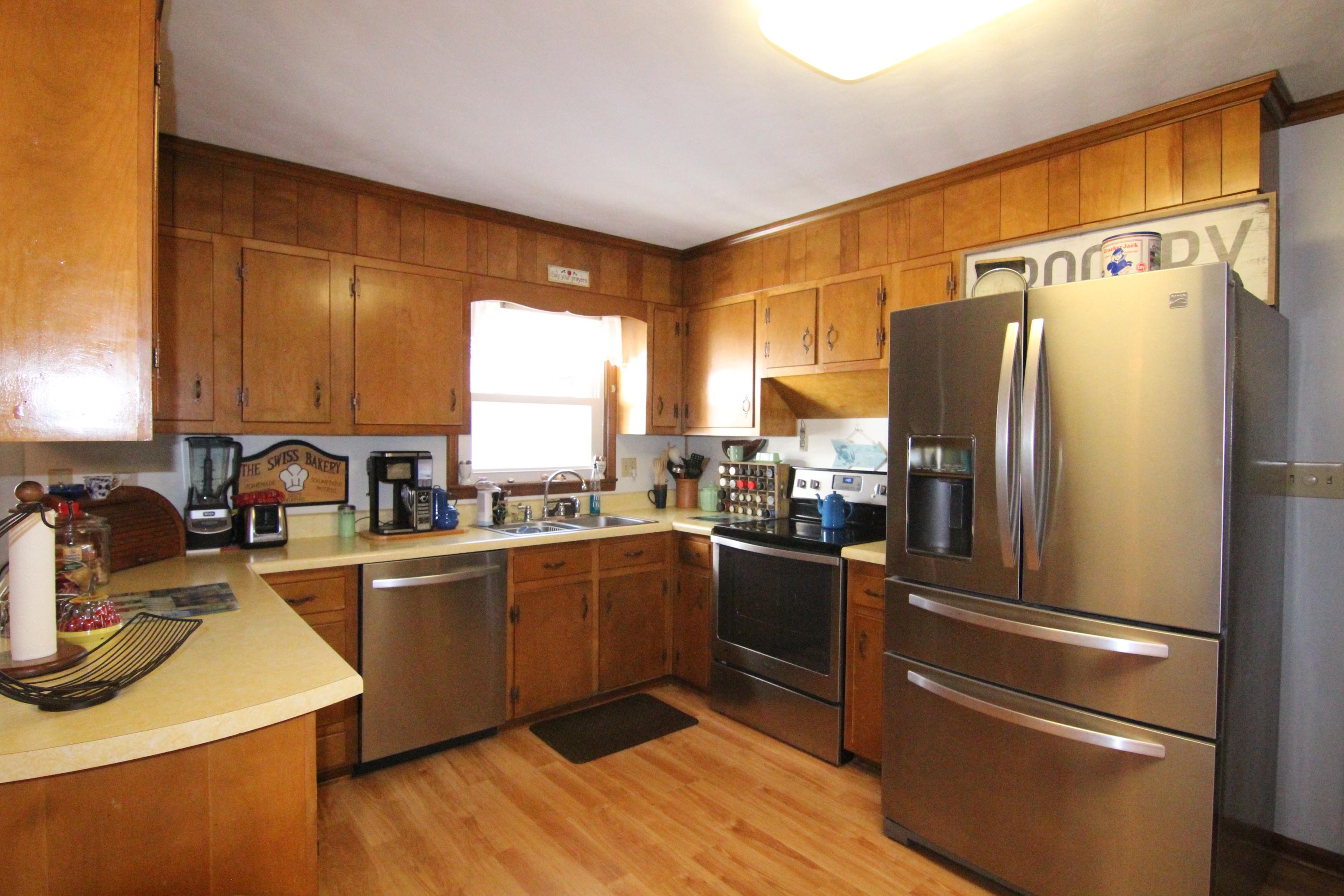 2124 Feather Road Vinton, VA 24179 - Photo 15 of 59 IMG_6644