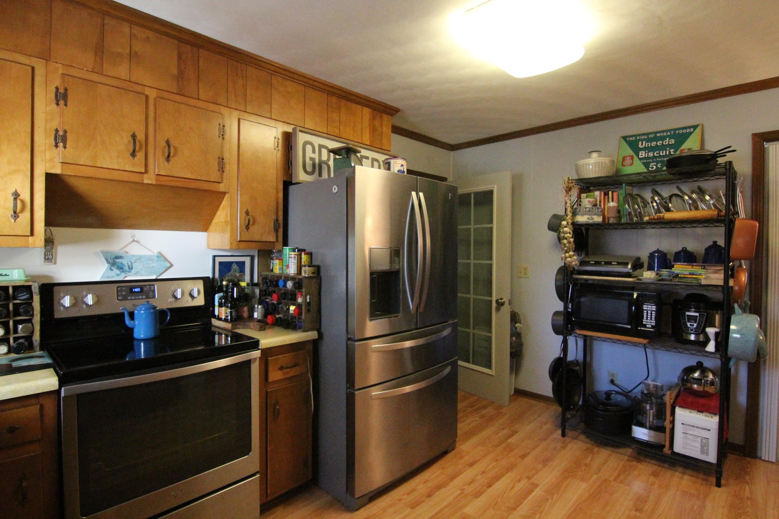 2124 Feather Road Vinton, VA 24179 - Photo 17 of 59 IMG_6647