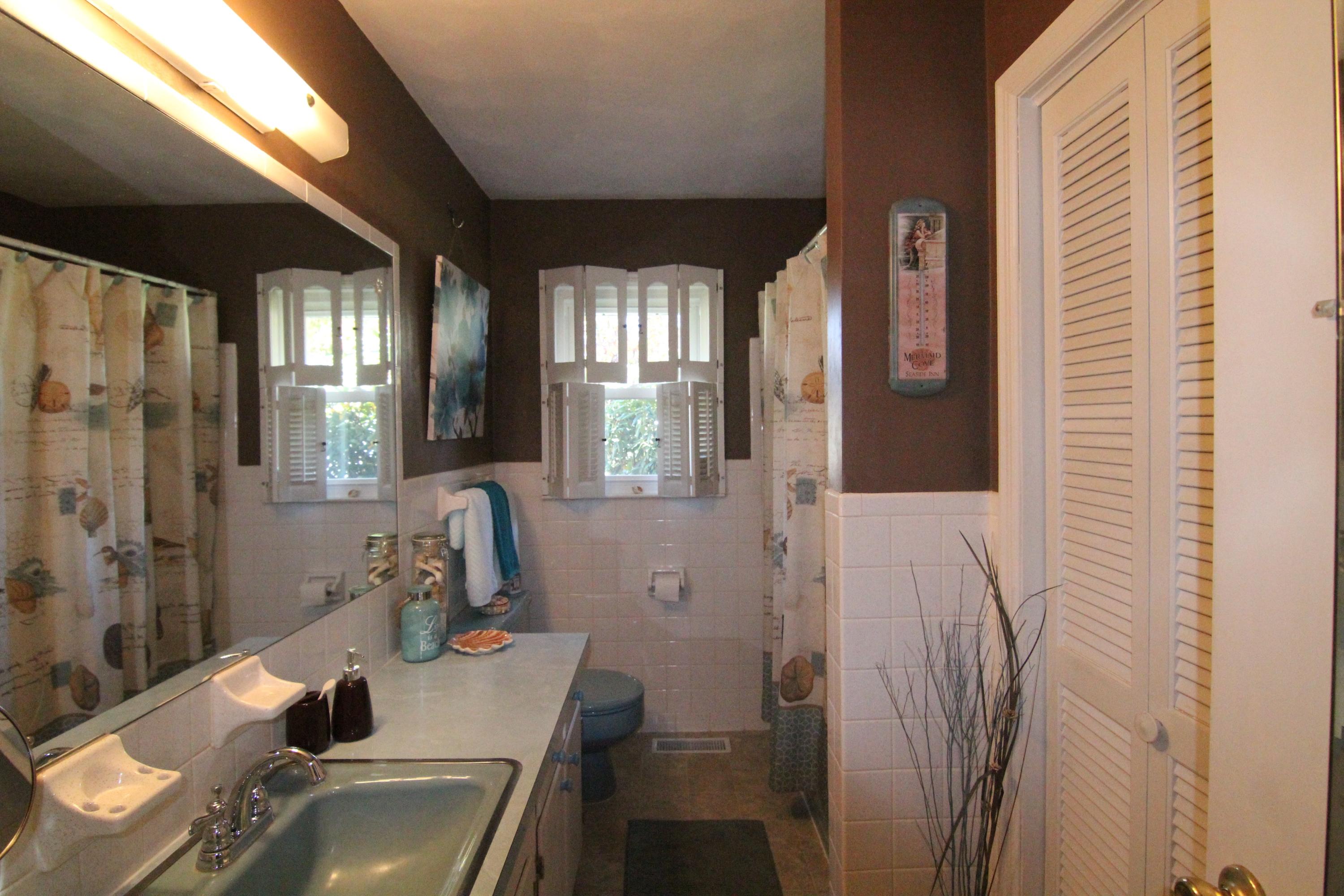 2124 Feather Road Vinton, VA 24179 - Photo 24 of 59 IMG_6659