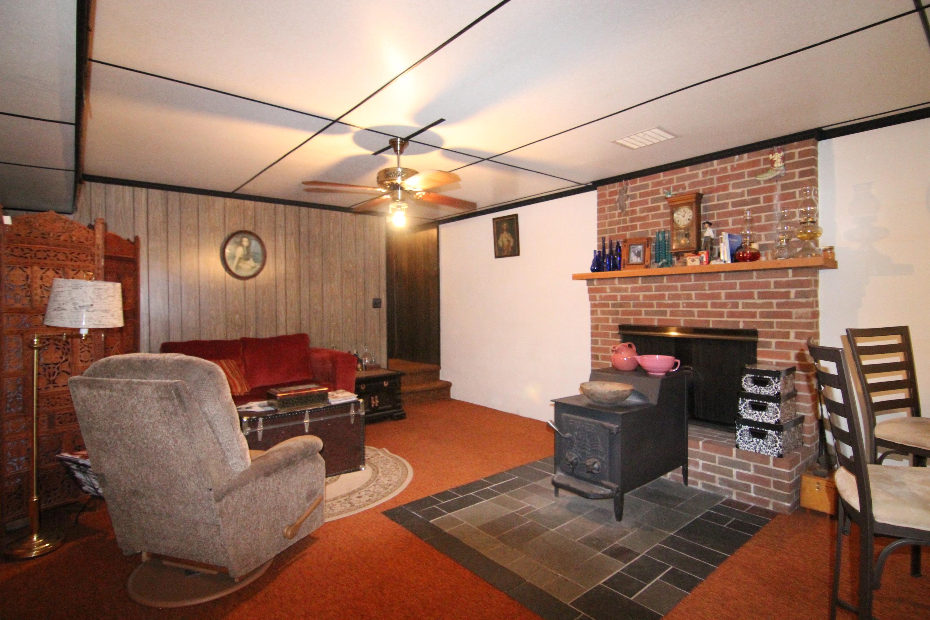2124 Feather Road Vinton, VA 24179 - Photo 35 of 59 IMG_6674