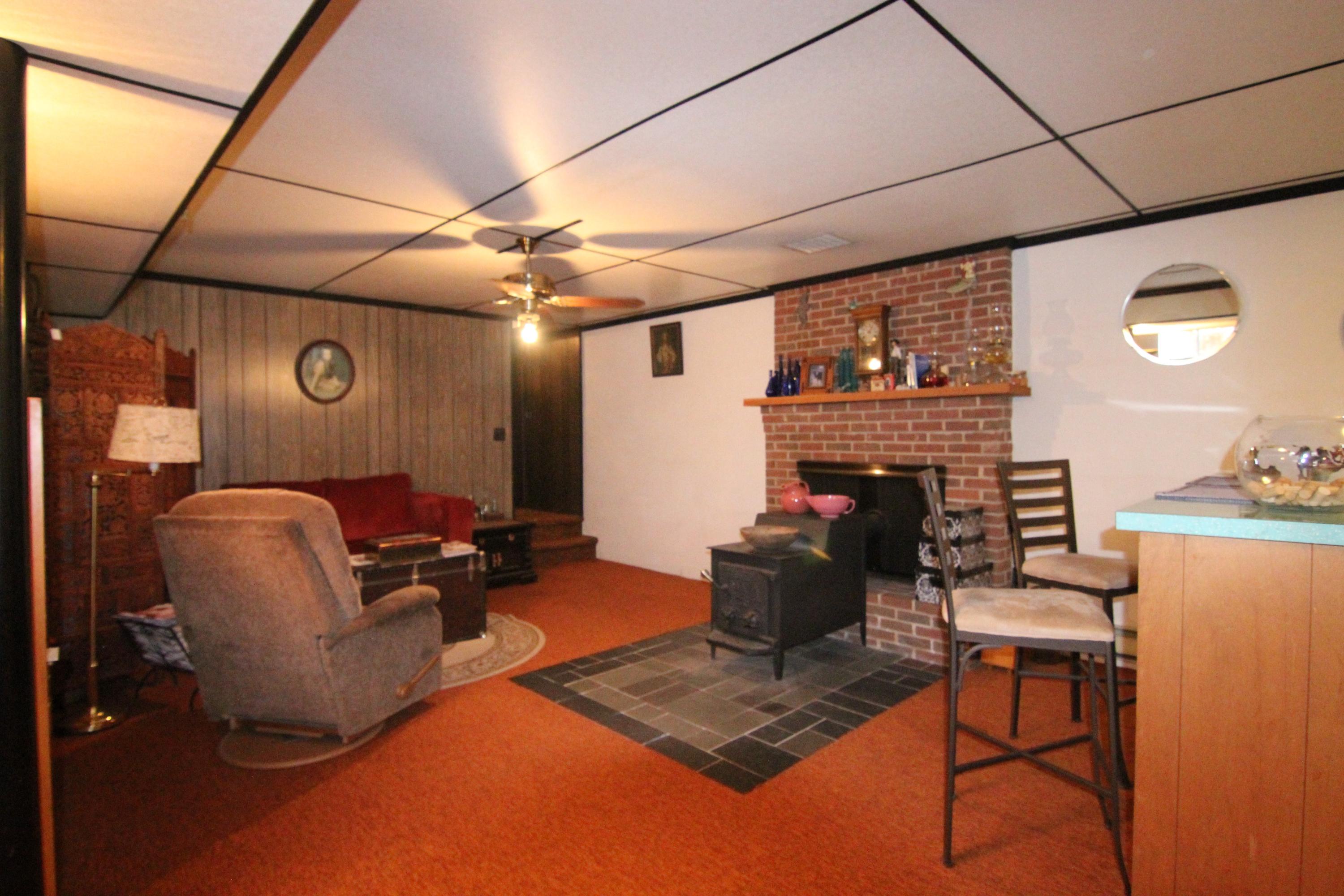 2124 Feather Road Vinton, VA 24179 - Photo 39 of 59 IMG_6678