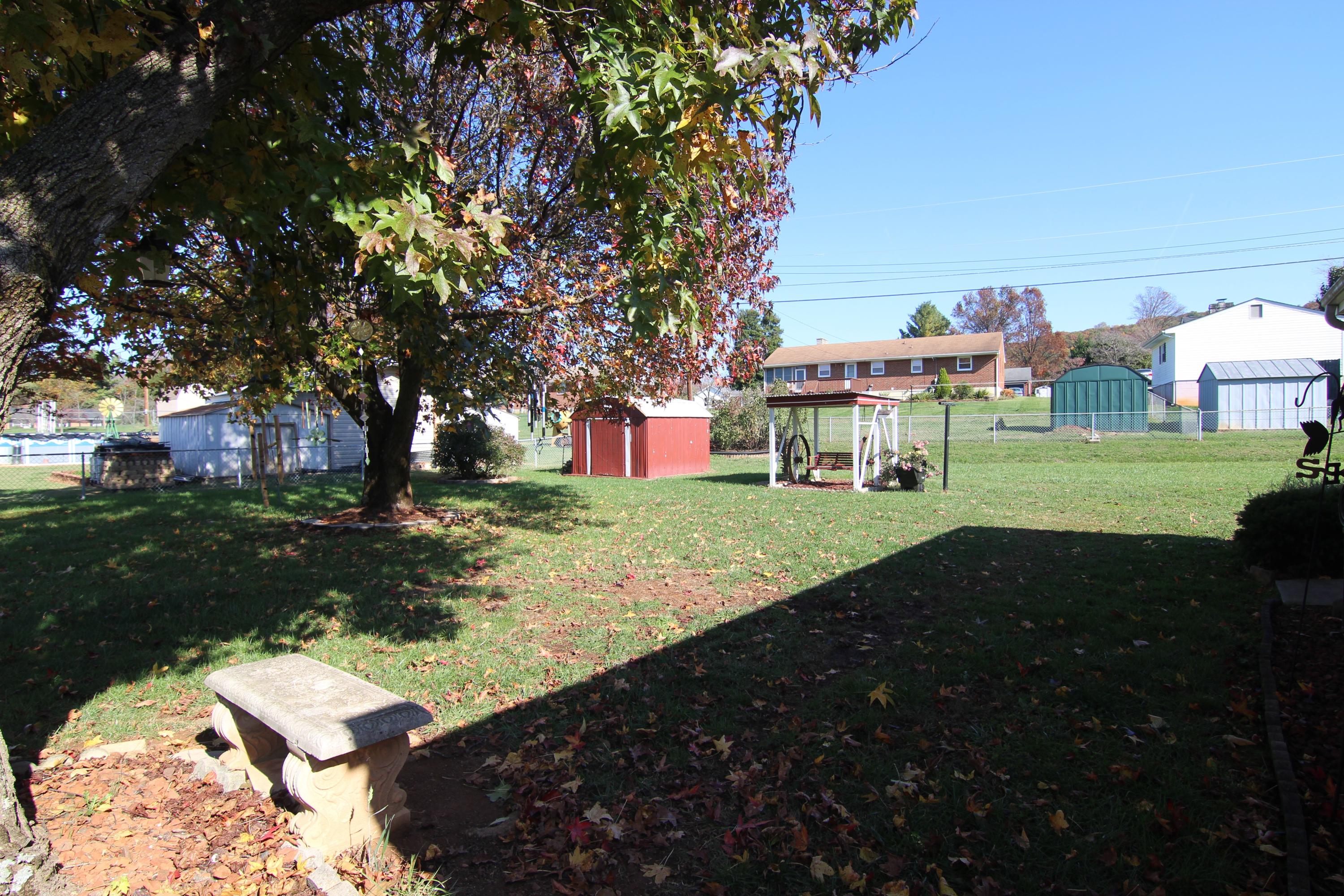 2124 Feather Road Vinton, VA 24179 - Photo 53 of 59 IMG_6704
