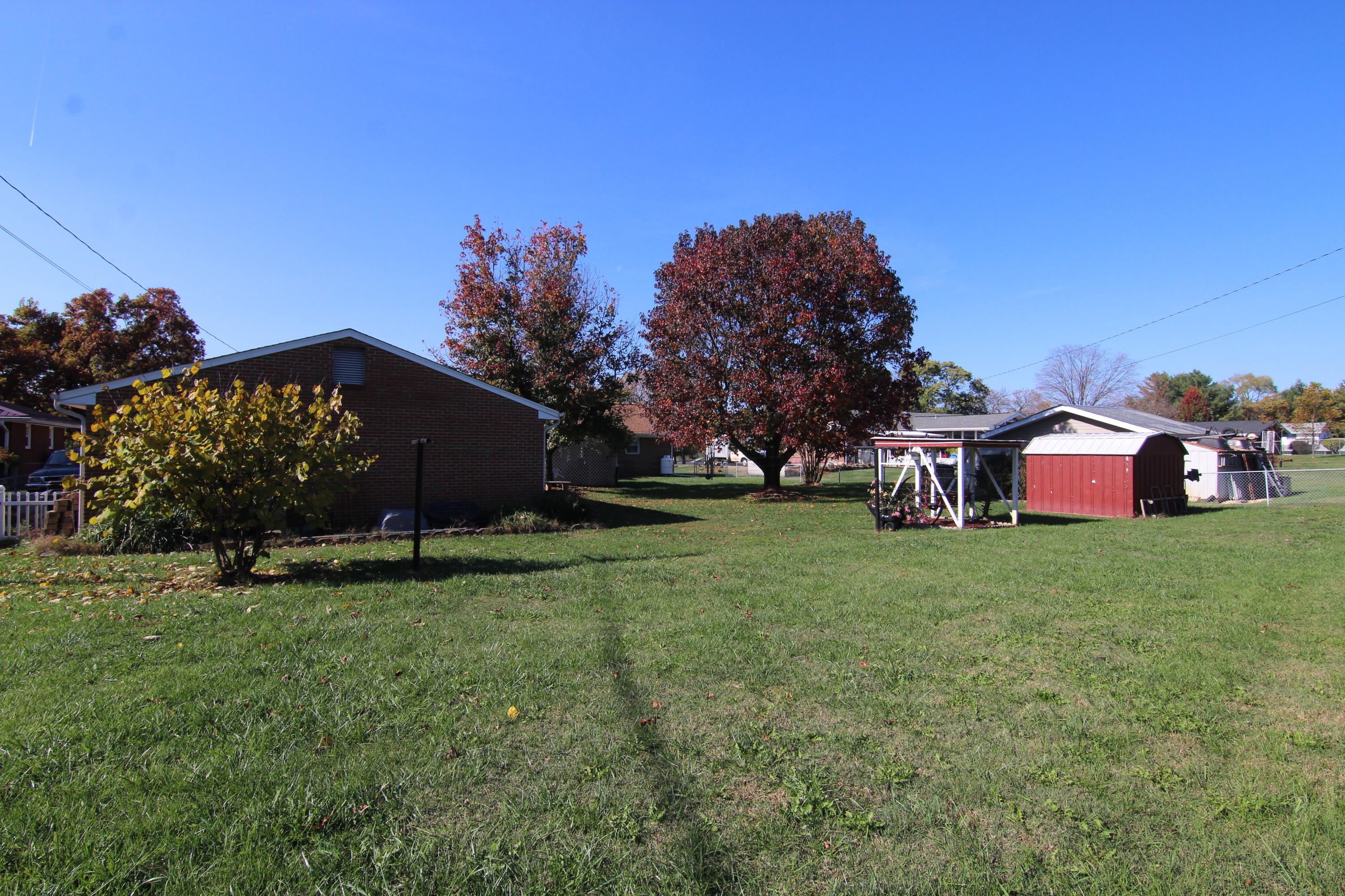 2124 Feather Road Vinton, VA 24179 - Photo 57 of 59 IMG_6713