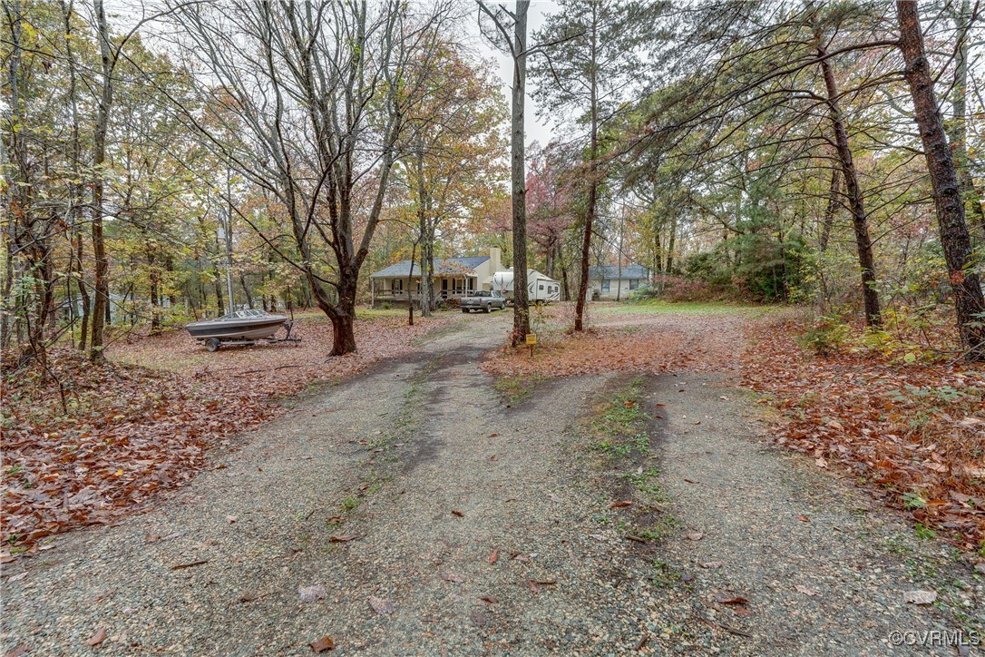 2112 Mountain View Road Powhatan, VA 23139 - Photo 29 of 40 Gallery Image 29