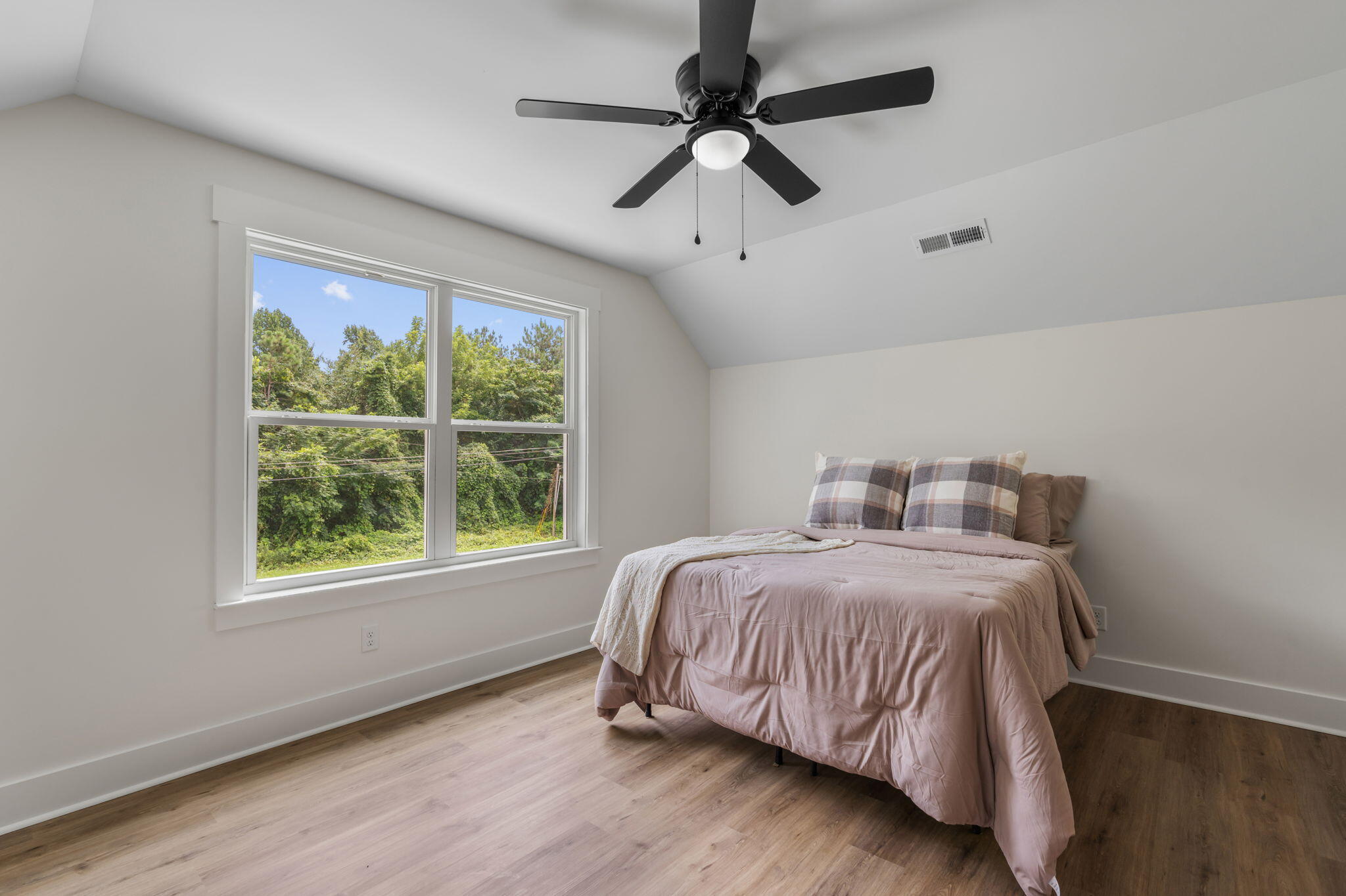 1105 Elm Street Dunlap, TN 37327 - Photo 28 of 34 bedroom 4