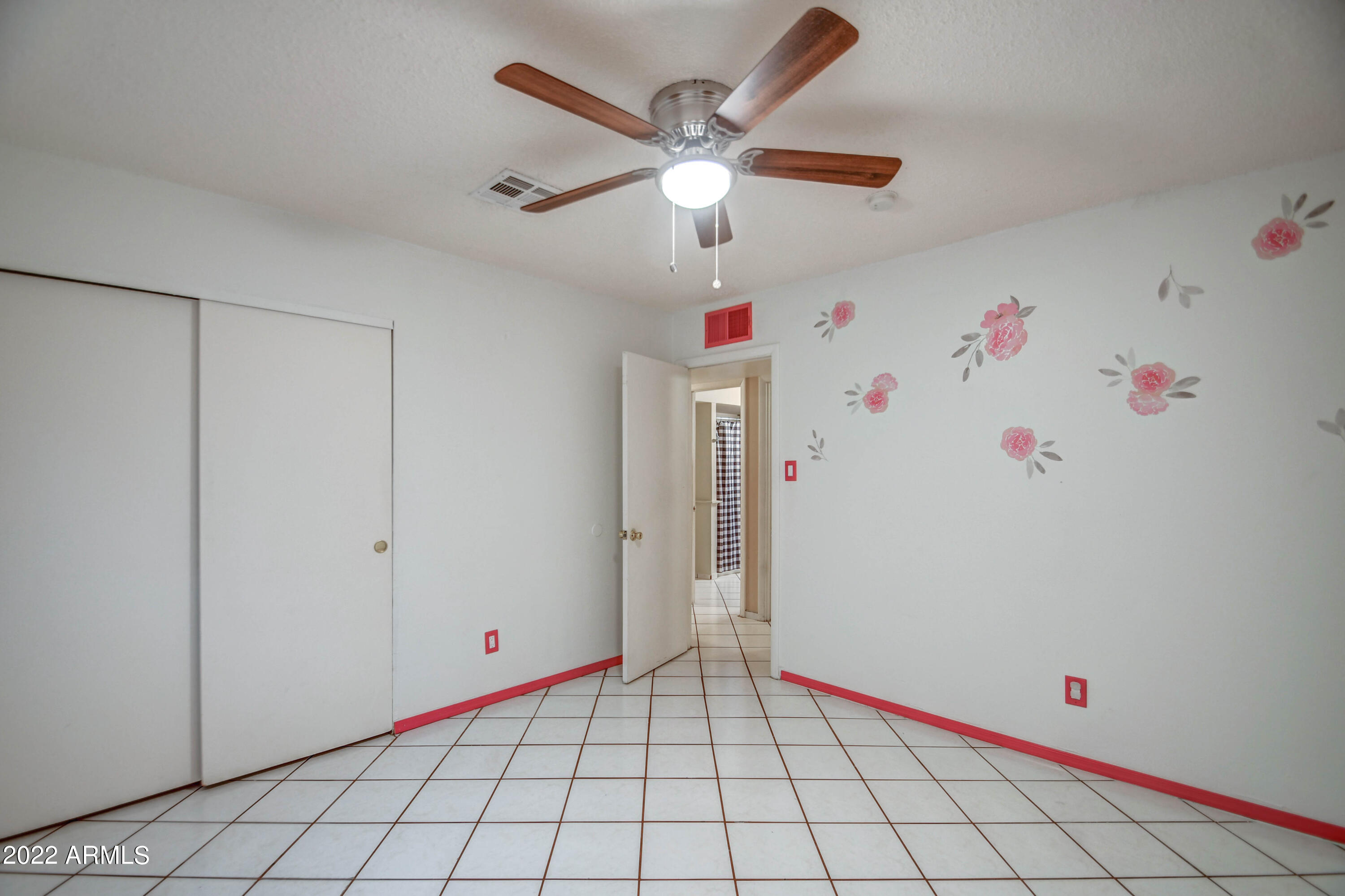 6221 West Monterey Way Phoenix, AZ 85033 - Photo 13 of 19 BED 3, 2