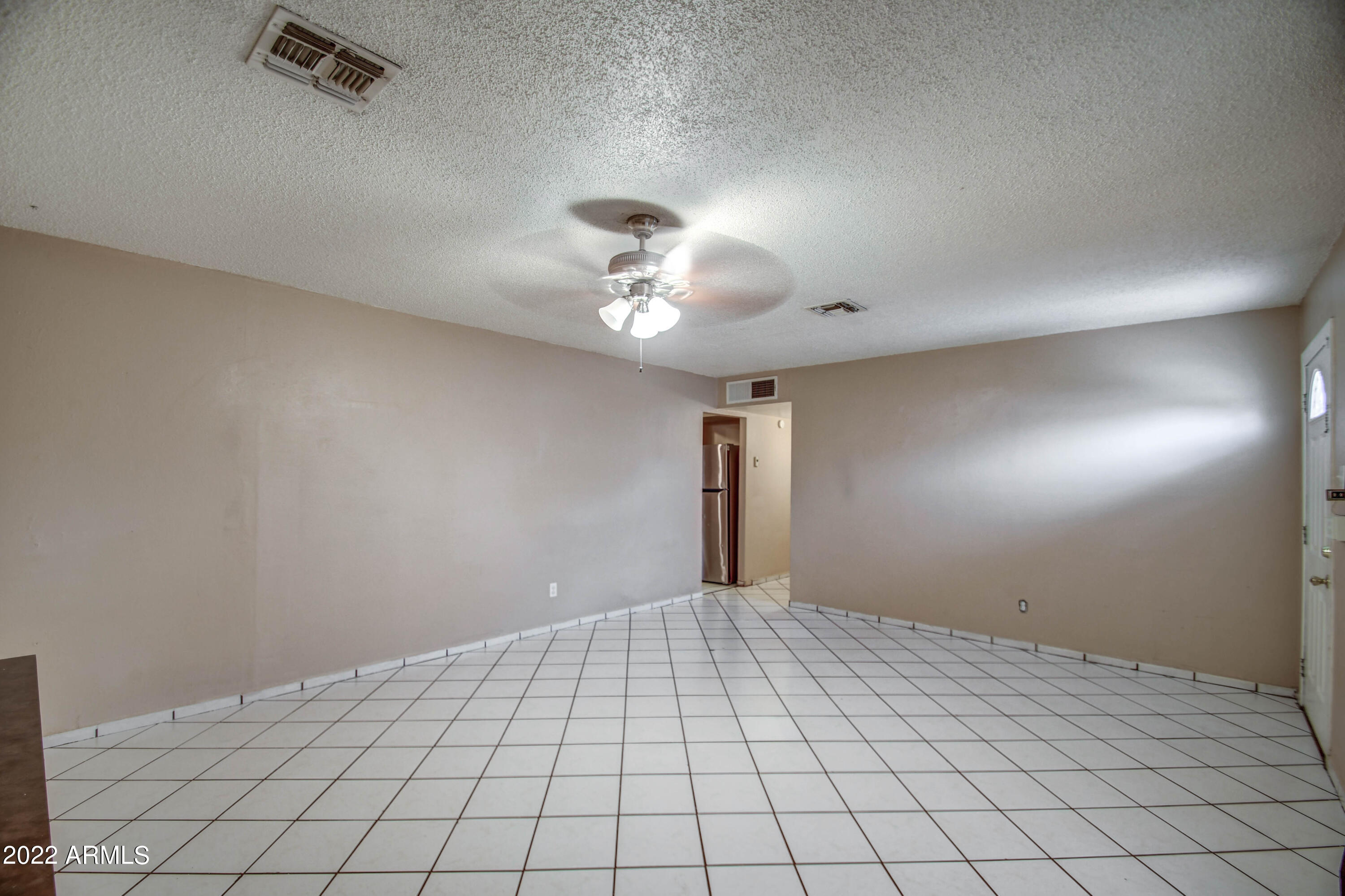 6221 West Monterey Way Phoenix, AZ 85033 - Photo 5 of 19 LIVING 3