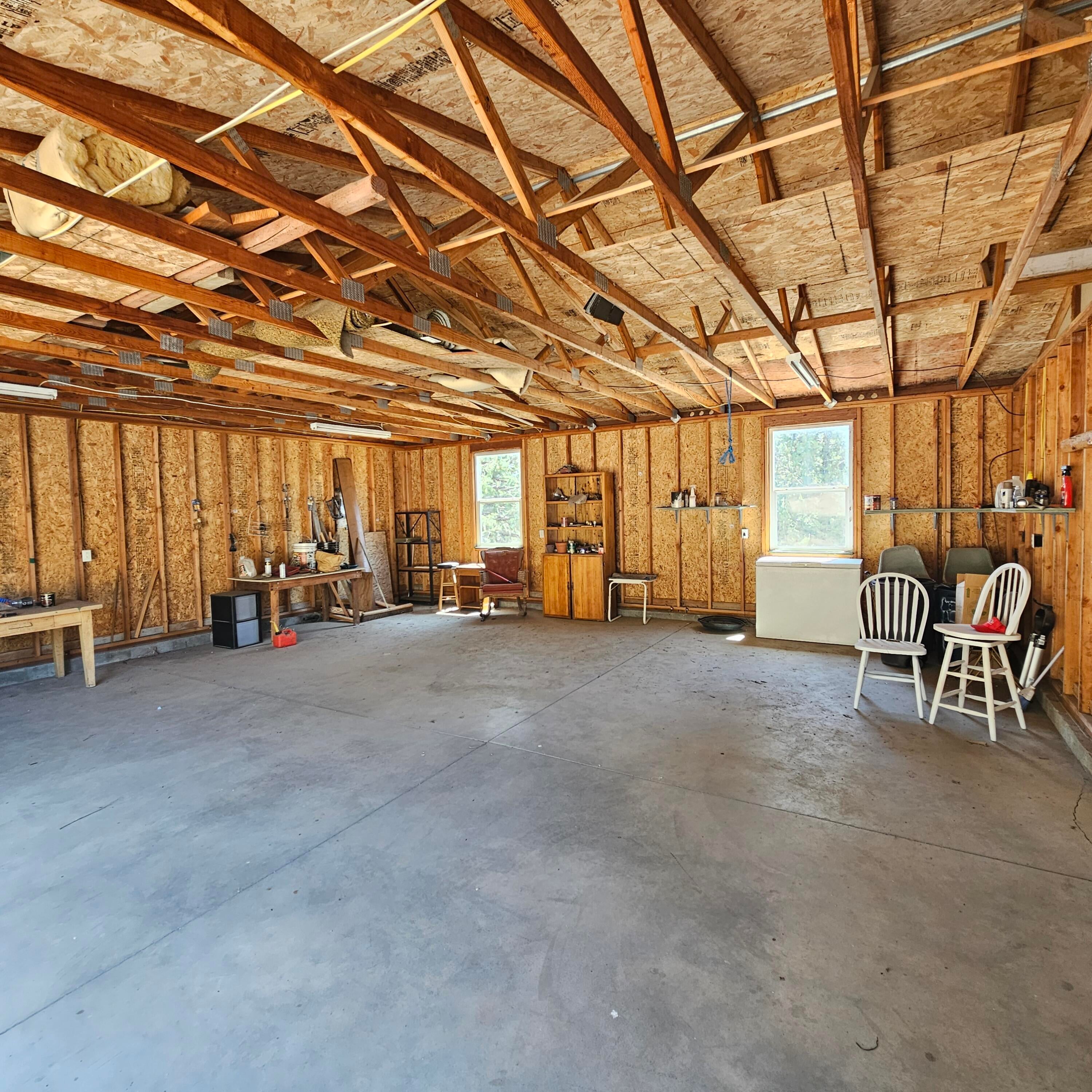 14165 Southwest Ridge Place Terrebonne, OR 97760 - Photo 20 of 23 Garage interio