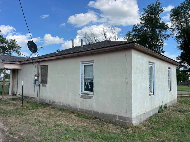 $42,500 | 226 East 3rd Street, Stinnett, TX 79083