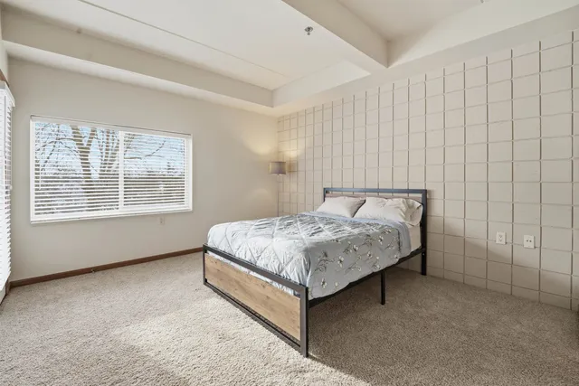 $259,900 | 400 North Richmond Street, Unit 323, Appleton, WI 54911