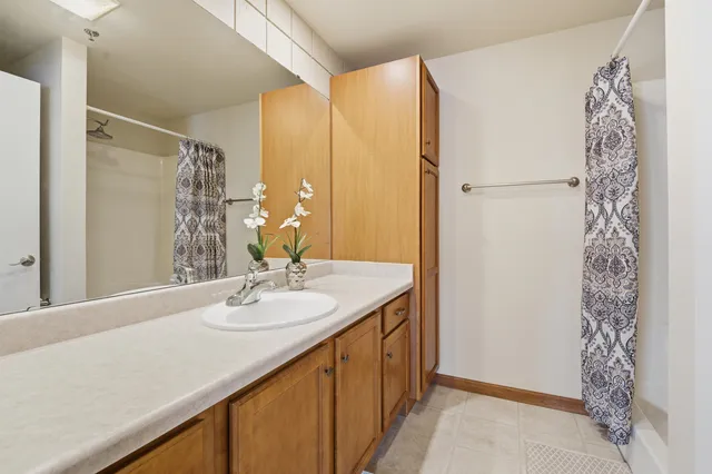 $259,900 | 400 North Richmond Street, Unit 323, Appleton, WI 54911