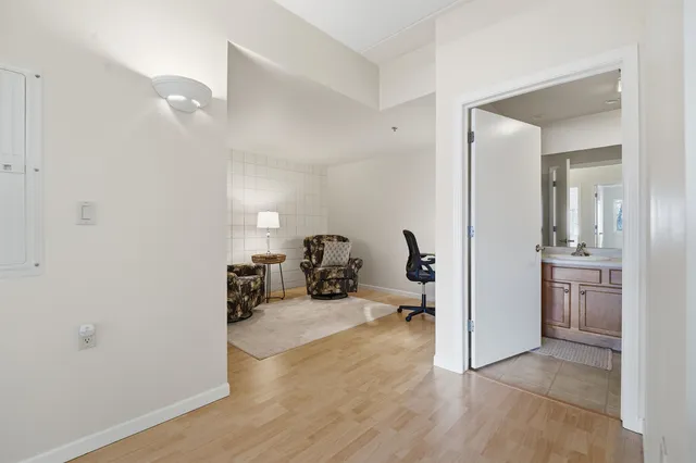 $259,900 | 400 North Richmond Street, Unit 323, Appleton, WI 54911