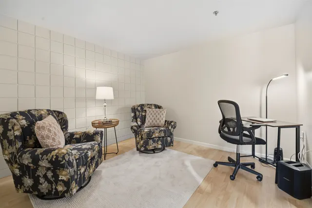 $259,900 | 400 North Richmond Street, Unit 323, Appleton, WI 54911