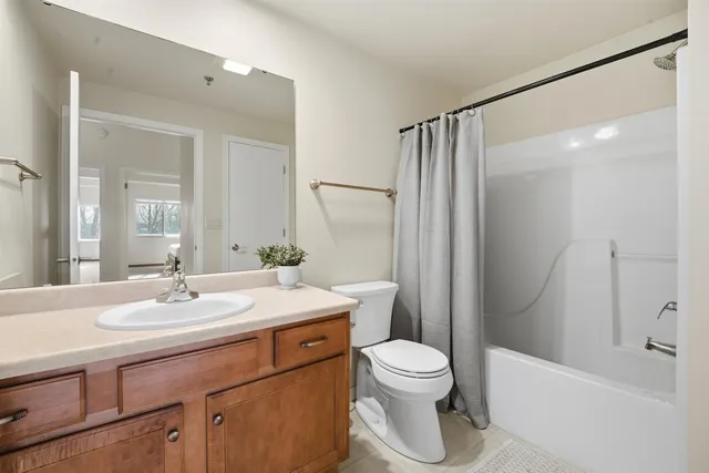 $259,900 | 400 North Richmond Street, Unit 323, Appleton, WI 54911