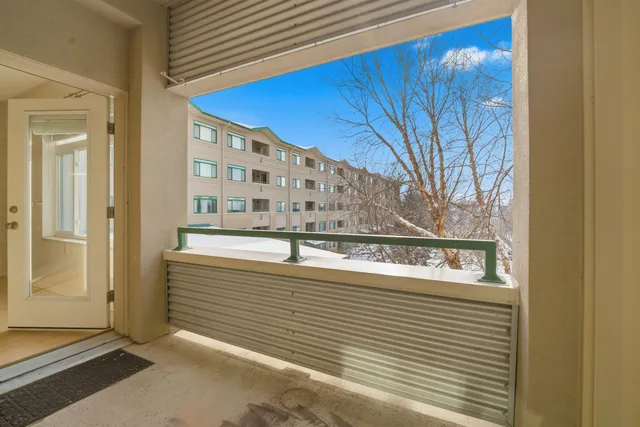 $259,900 | 400 North Richmond Street, Unit 323, Appleton, WI 54911