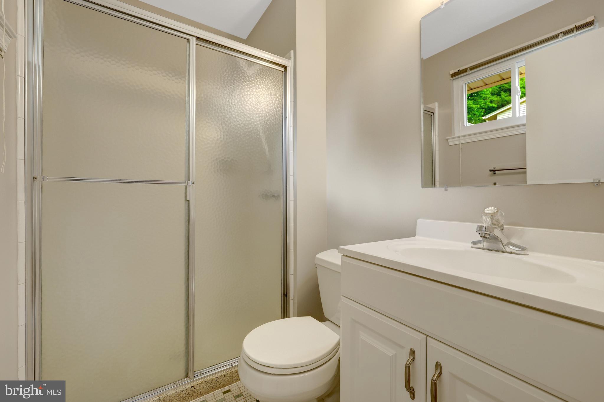 8712 Piccadilly Place Springfield, VA 22151 - Photo 26 of 54