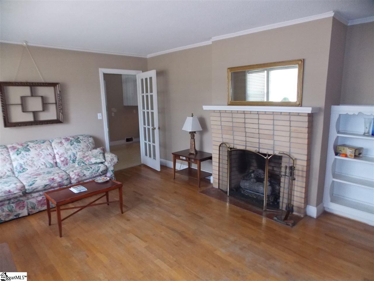 203 State Rd S-23-293 Fountain Inn, SC 29644 - Photo 3 of 27 Gallery Image 3