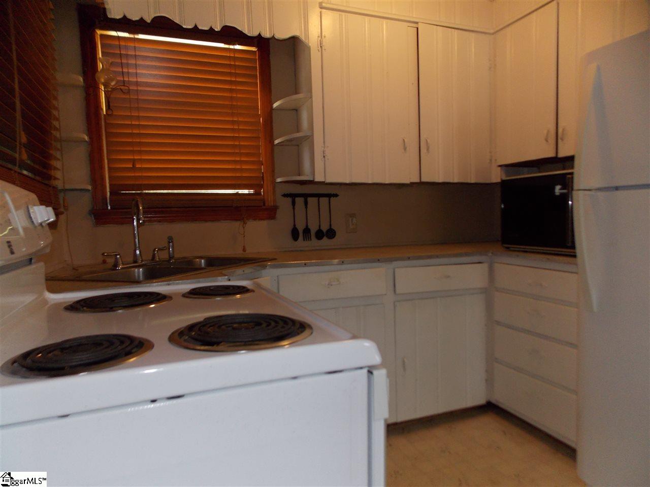 203 State Rd S-23-293 Fountain Inn, SC 29644 - Photo 6 of 27 Gallery Image 6