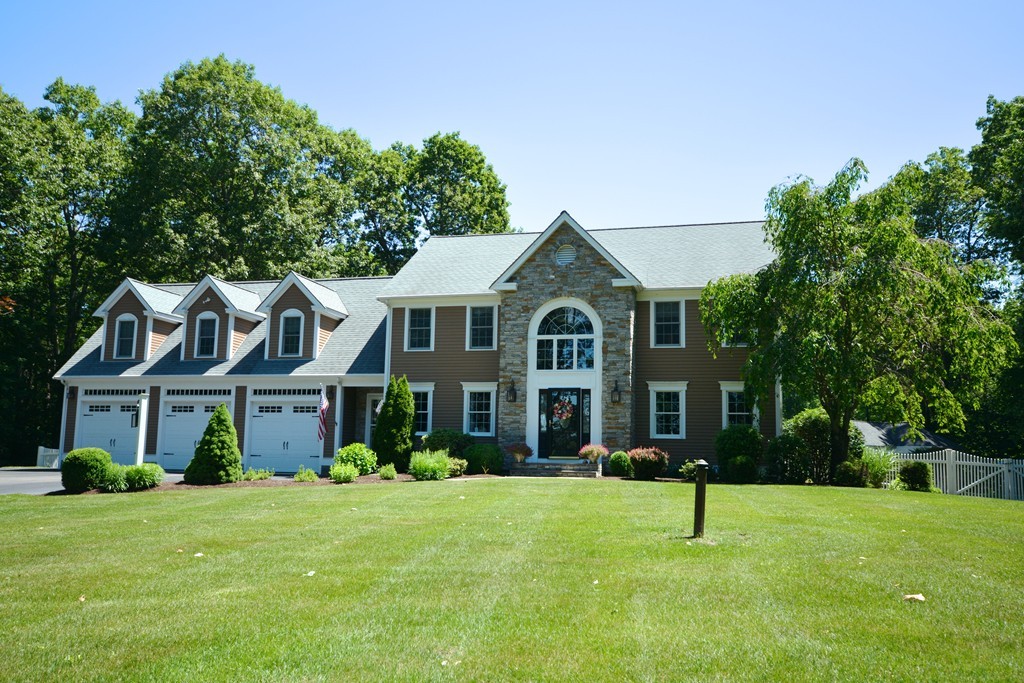 25 Walnut Street Rutland, MA 01543 - Photo 1 of 30