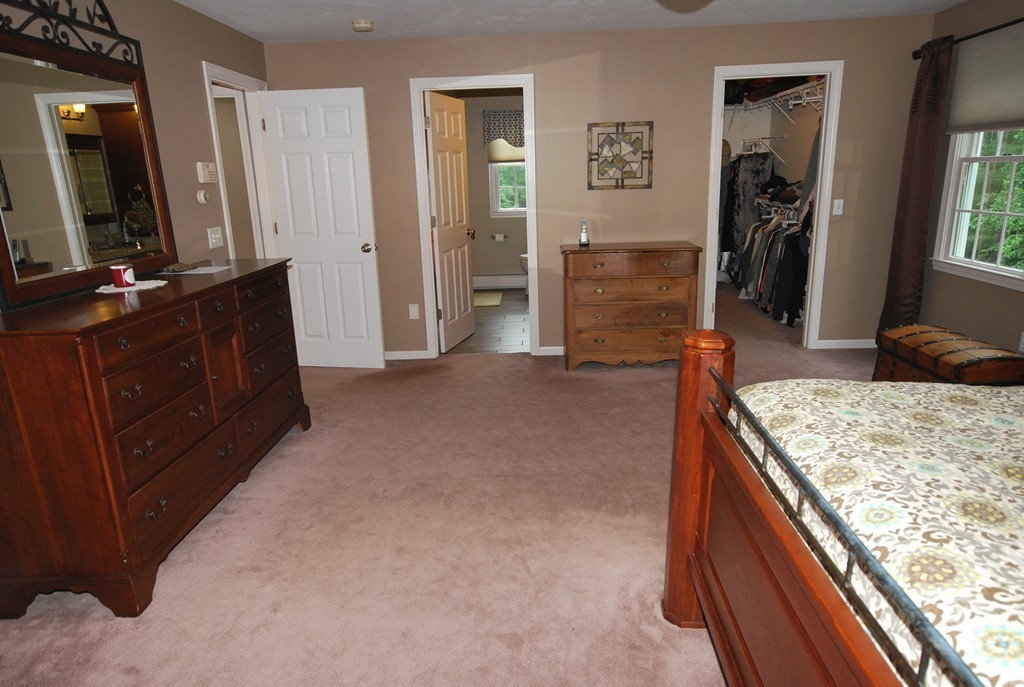25 Walnut Street Rutland, MA 01543 - Photo 12 of 30