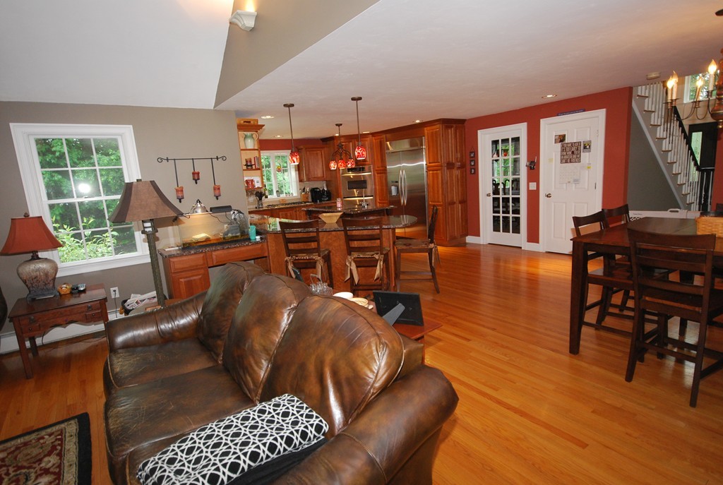 25 Walnut Street Rutland, MA 01543 - Photo 5 of 30