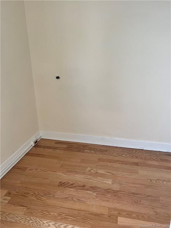 259 Humphrey Street, Unit 2 New Haven, CT 06511 - Photo 6 of 13 a view of an empty room