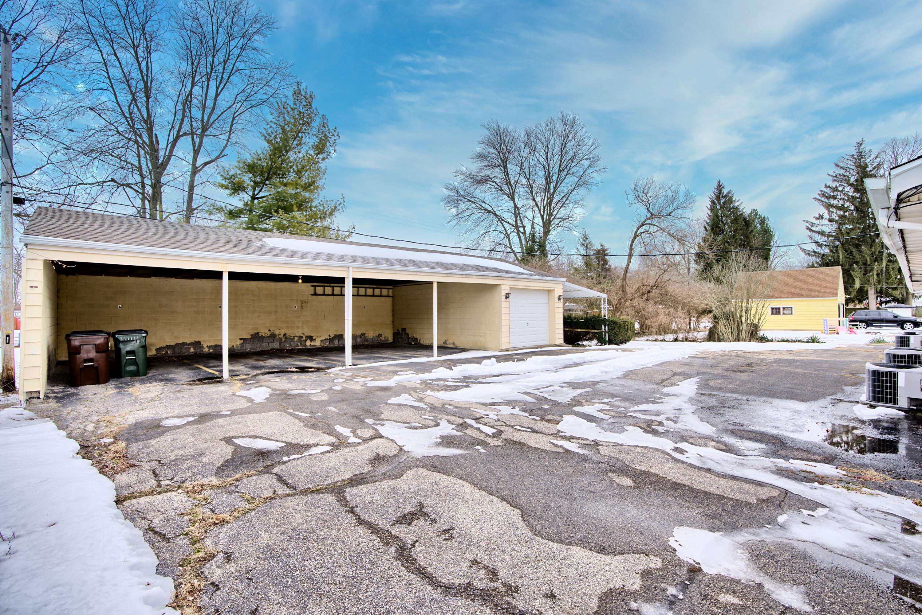 4352 Sunray Road Dayton, OH 45429 - Photo 5 of 27