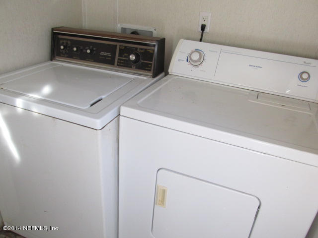 830 Gregory Road Jacksonville, FL 32234 - Photo 14 of 31 WASHER & DRYER