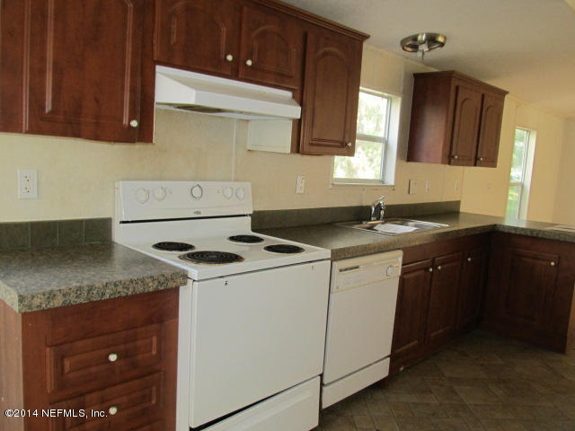 830 Gregory Road Jacksonville, FL 32234 - Photo 7 of 31 KITCHEN