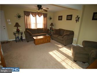 1904 Orchard View Road Reading, PA 19606 - Photo 3 of 12 Living Room