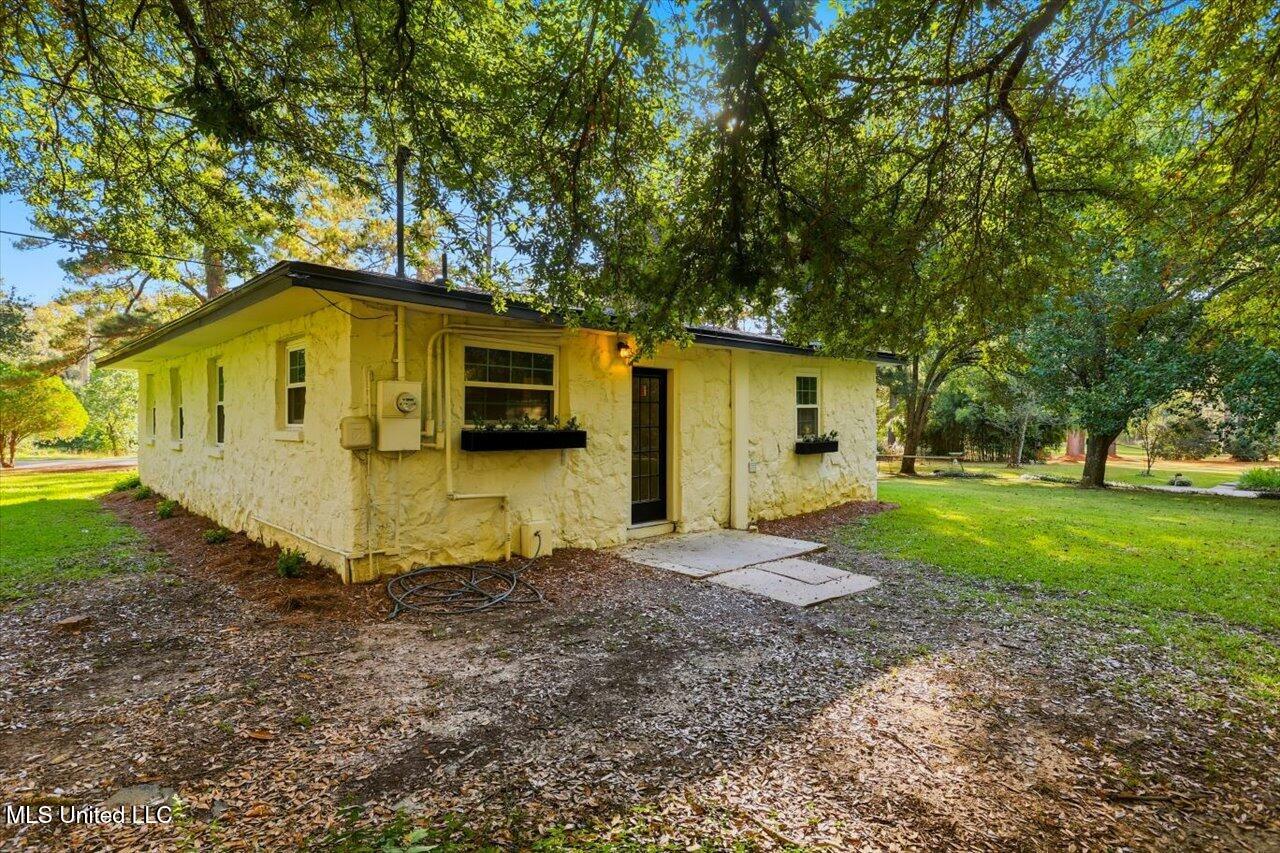 729 North Church Street Florence, MS 39073 - Photo 24 of 28 20-729 N Church St _ Home Tours MS