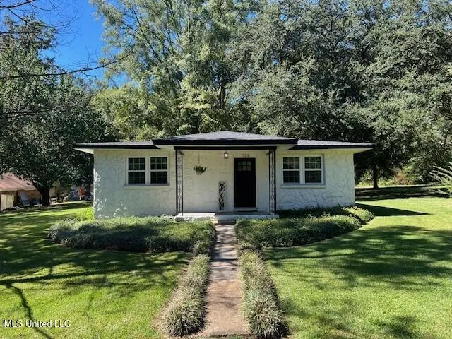 $225,000 | 729 North Church Street, Florence, MS 39073