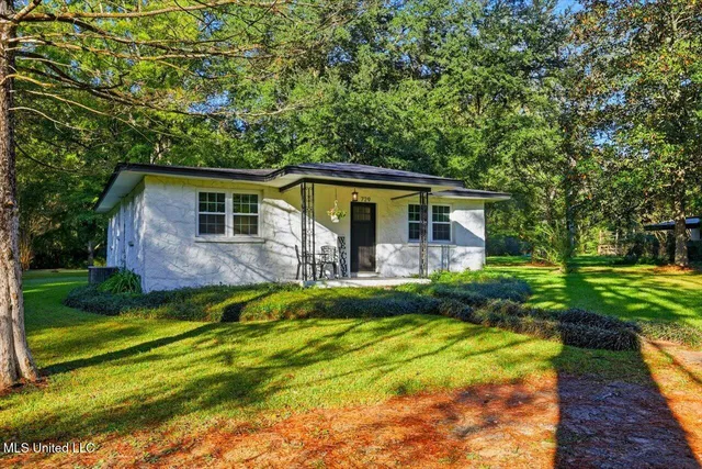 $225,000 | 729 North Church Street, Florence, MS 39073