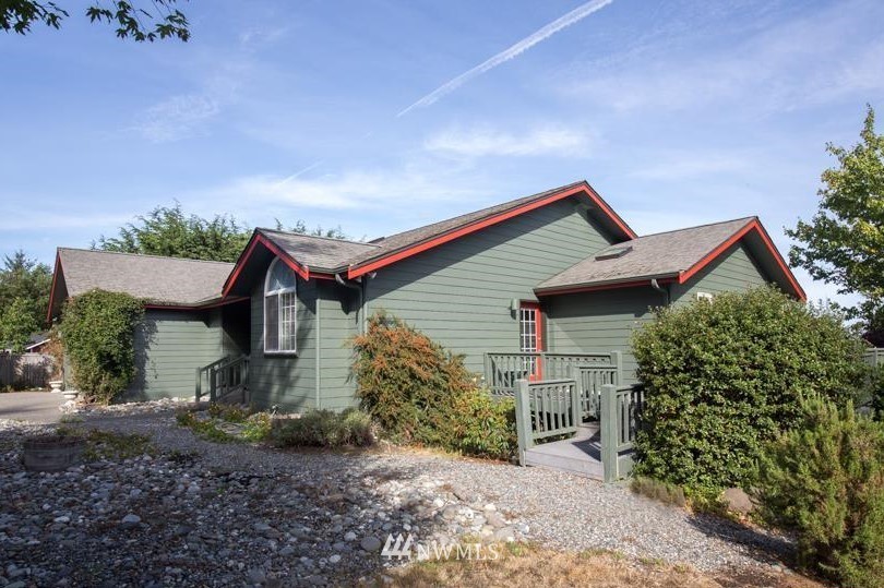 30 Henkes Road Sequim, WA 98382 - Photo 3 of 25