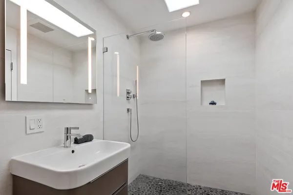 $8,100 | 27400 Pacific Coast Highway, Unit 108, Malibu, CA 90265