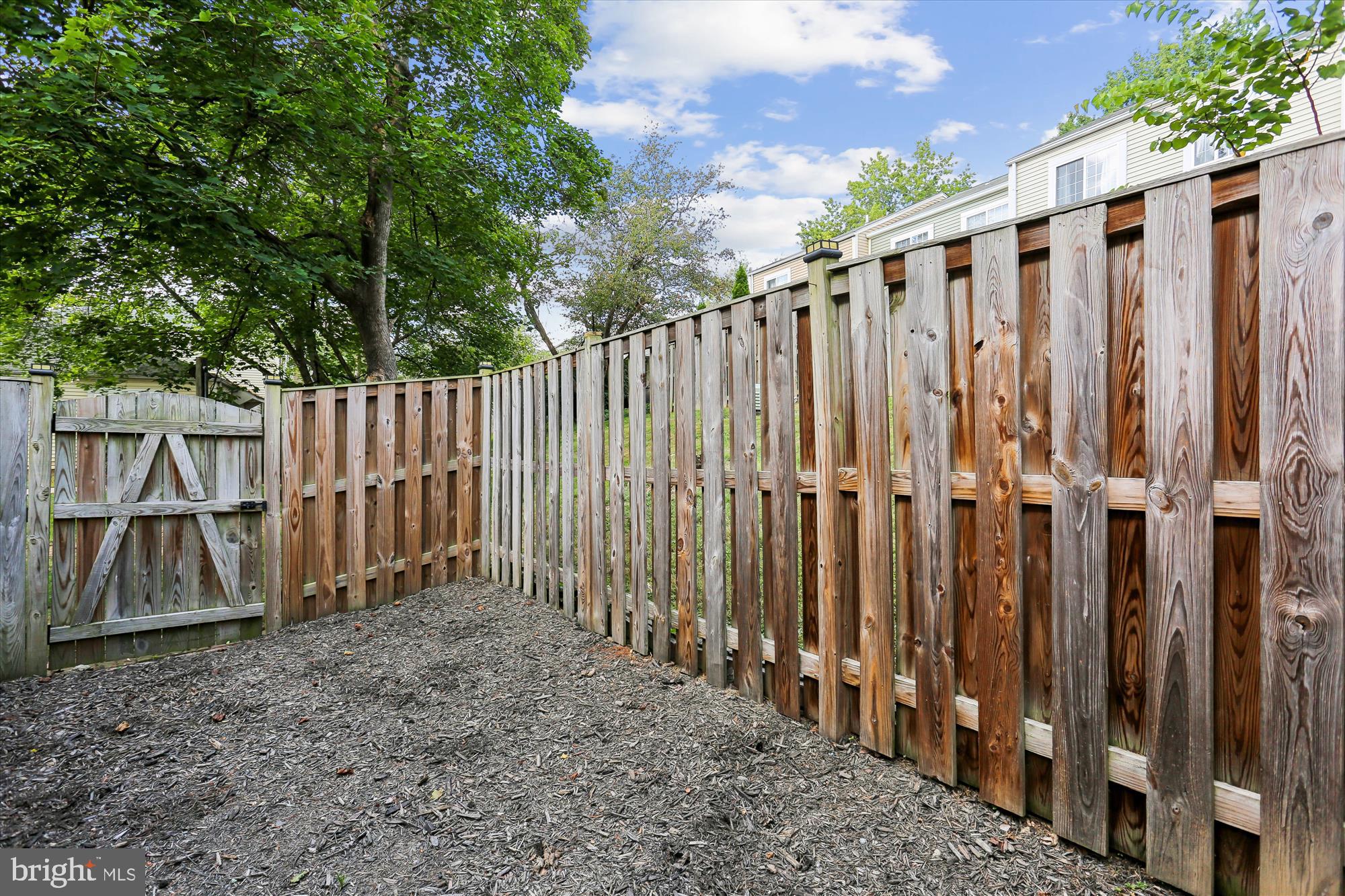 11407 Stoney Point Place Germantown, MD 20876 - Photo 35 of 85 Back Yard