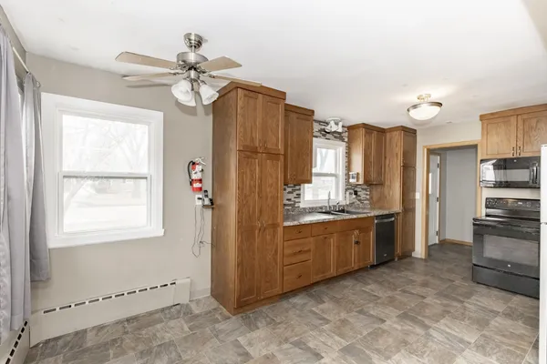 $250,000 | 1721 16th Street South, Moorhead, MN 56560