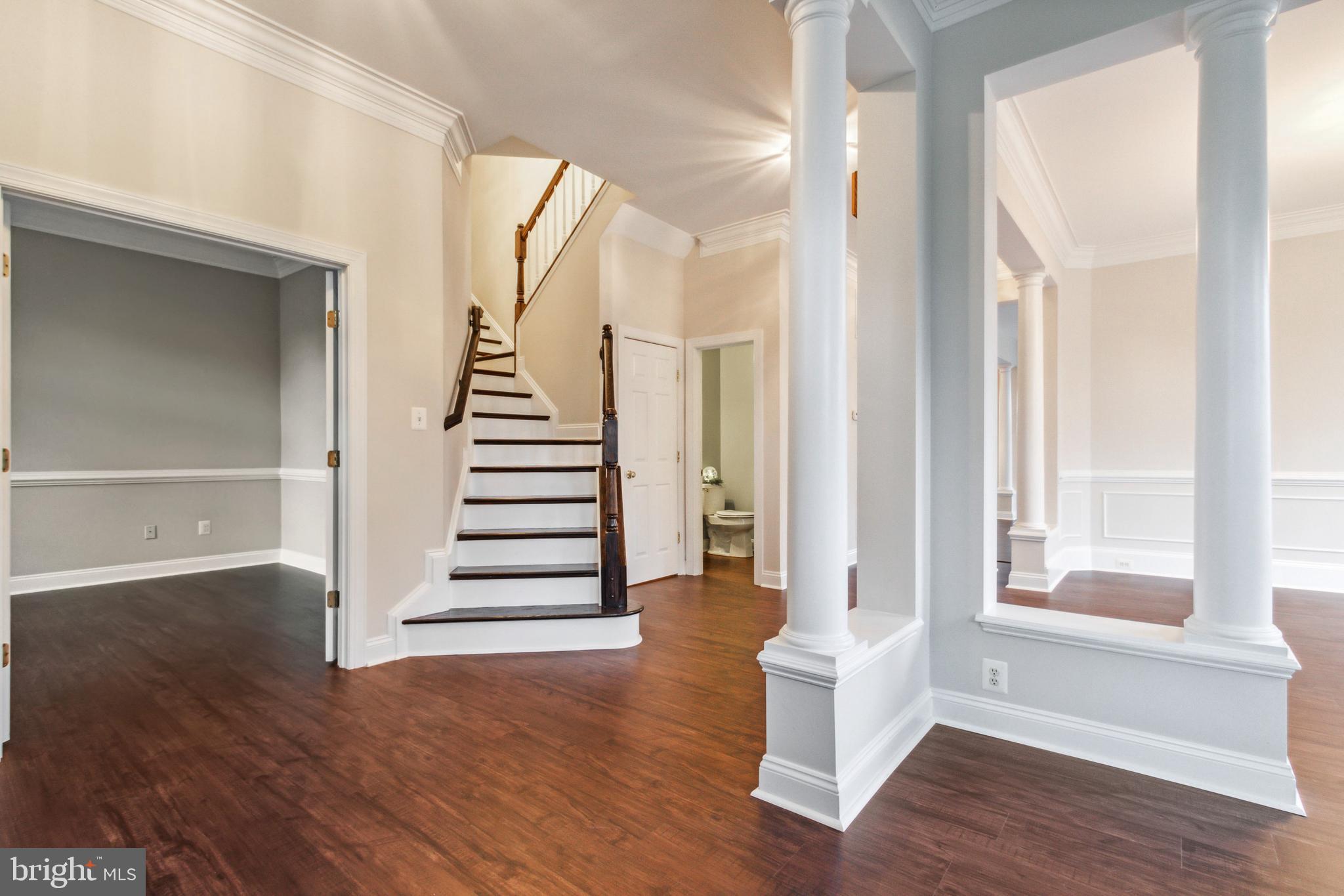 16000 Tryon Way Gainesville, VA 20155 - Photo 18 of 126 10' Ceilings across Main Level