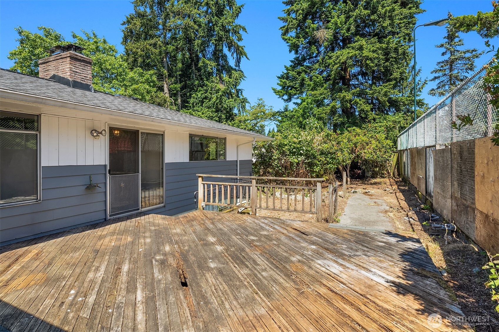 8725 Maple Lane Edmonds, WA 98026 - Photo 23 of 28