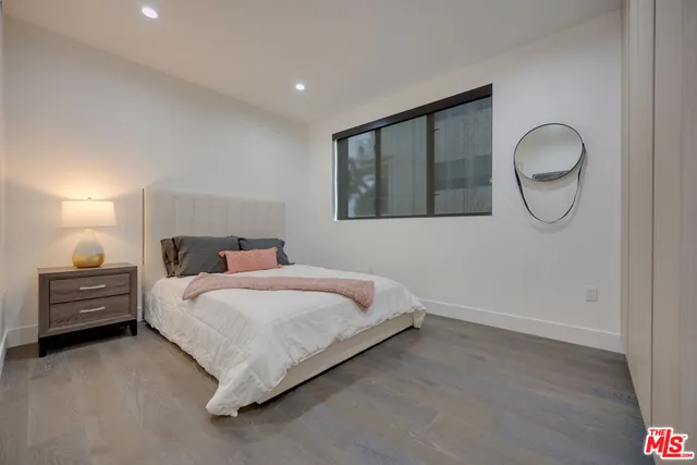 $5,995 | 4422 South Riley Drive, Los Angeles, CA 90066